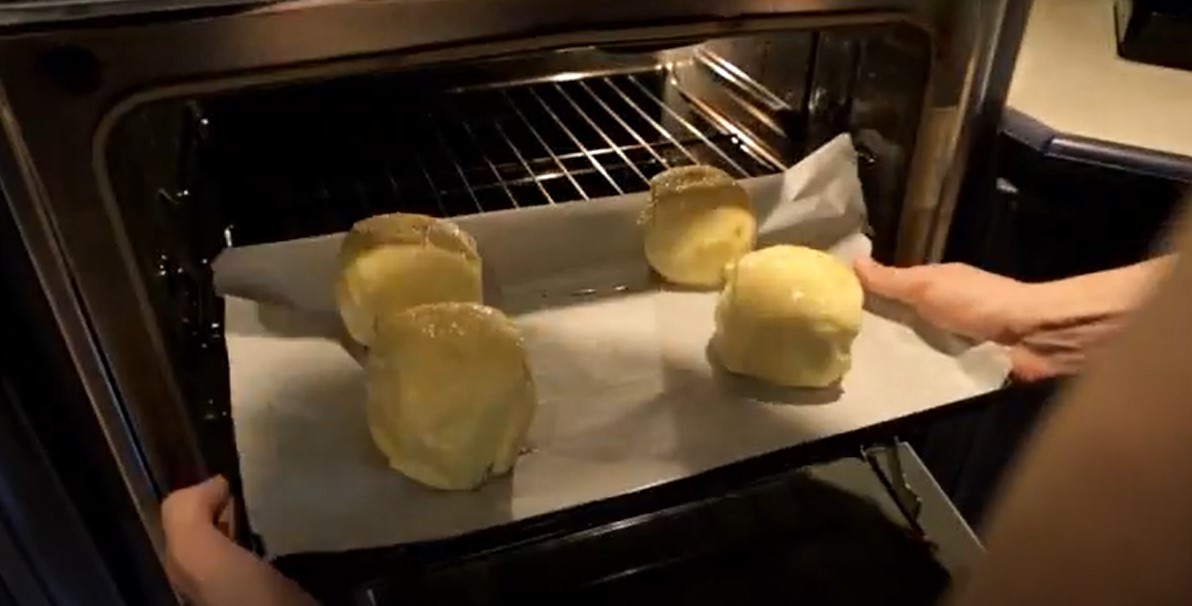 Apple Pie Bombs Oven